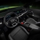 Notranjost novega Jeep Compass 2025 z dvema digitalnima zaslonoma, ambientalno osvetlitvijo in sodobnimi materiali, ki združuje zmogljivost in udobje. (David Magazine for Men with Style) / Interior of the new Jeep Compass 2025 featuring dual digital displays, ambient lighting, and premium materials – combining capability with comfort. (David Magazine for Men with Style)