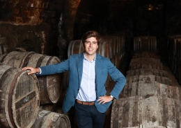 Noé Tesseron v zgodovinski kleti družine Tesseron v Cognacu
