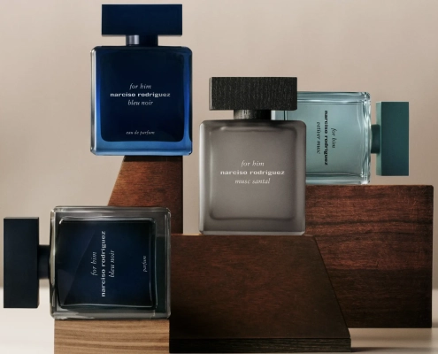 Narciso Rodriguez for him Musc Santal Eau de Parfum Intense v elegantnem stekleničenju.