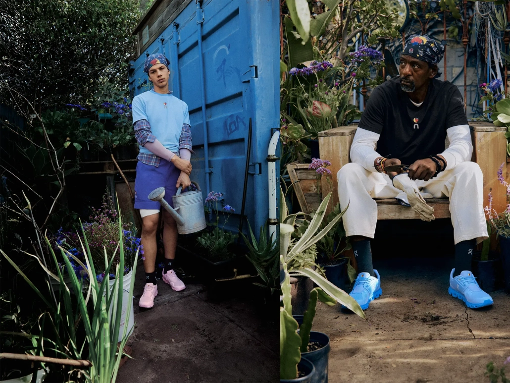 Modela v vrtnem okolju nosita barvito kolekcijo On x Sky High Farm Goods, navdihnjeno z divjimi rožami.