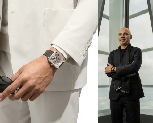 Bruno Belamich iz Bell & Ross oblečen v črno ob uri na zapestju ter detajl kvadratne ure na belem suknjiču.