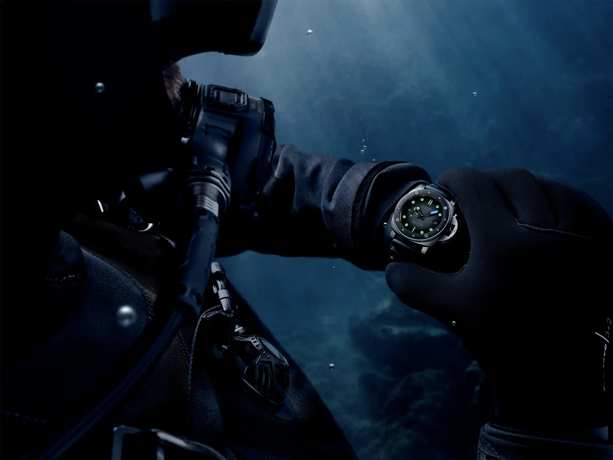 panerai-navy-seals-potapljaska-ura Panerai Navy SEALs profesionalna potapljaška ura